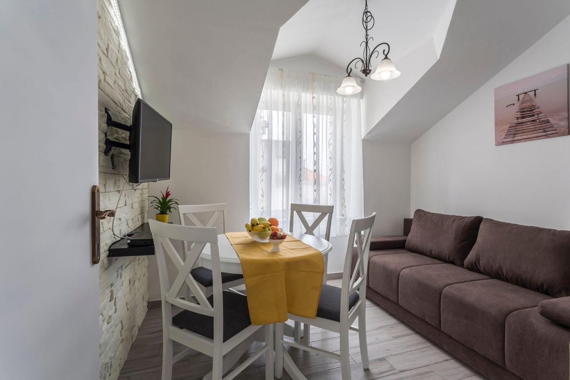 Riva Apartments Villa Thalia - Milna, Brac Милна Экстерьер фото