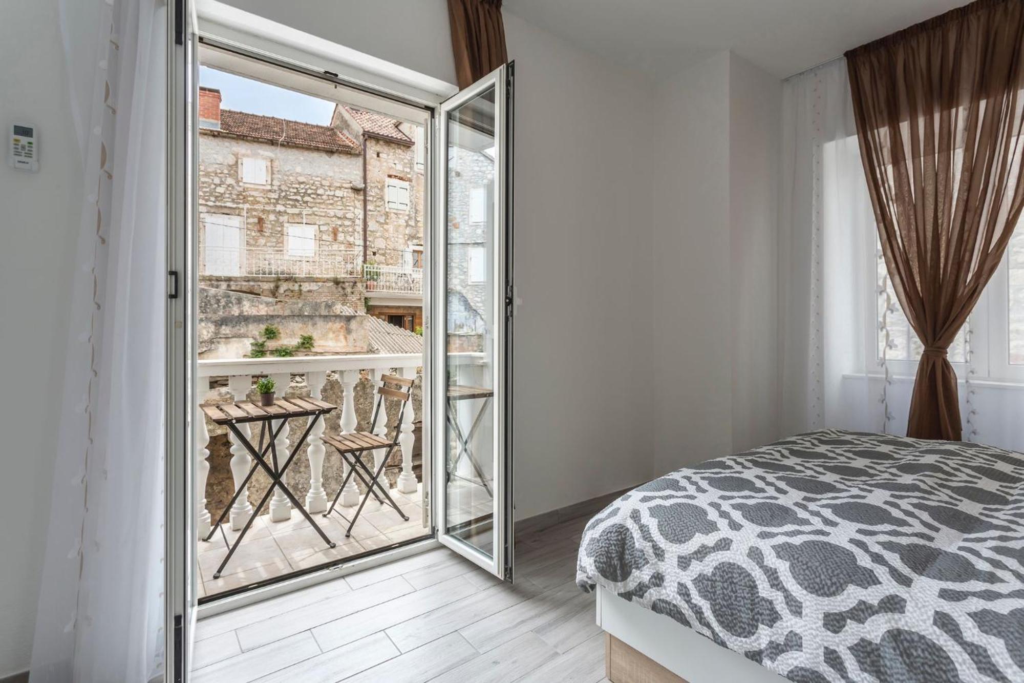 Riva Apartments Villa Thalia - Milna, Brac Милна Экстерьер фото
