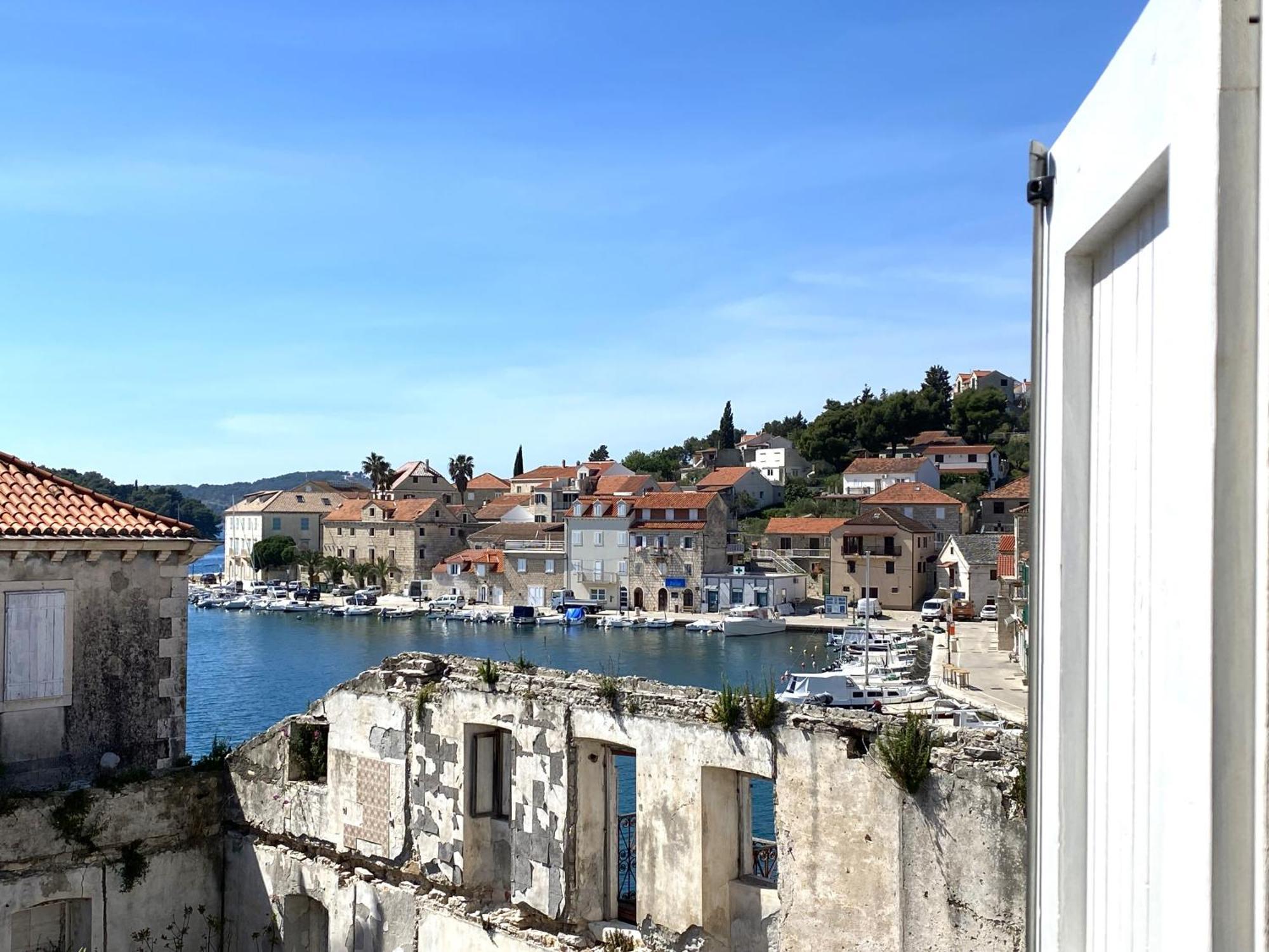 Riva Apartments Villa Thalia - Milna, Brac Милна Экстерьер фото